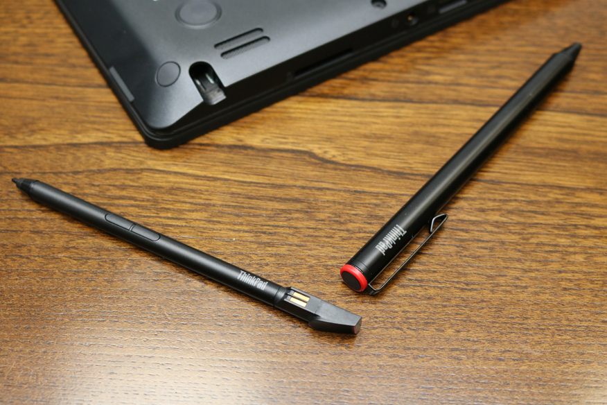 ThinkPad P40 Yogaに付属する2つのペン