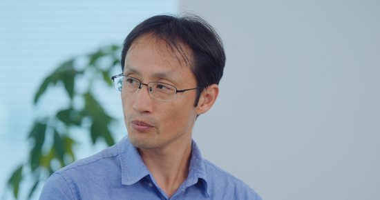 軽量化の第一歩は筐体の小型化