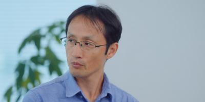 軽量化の第一歩は筐体の小型化